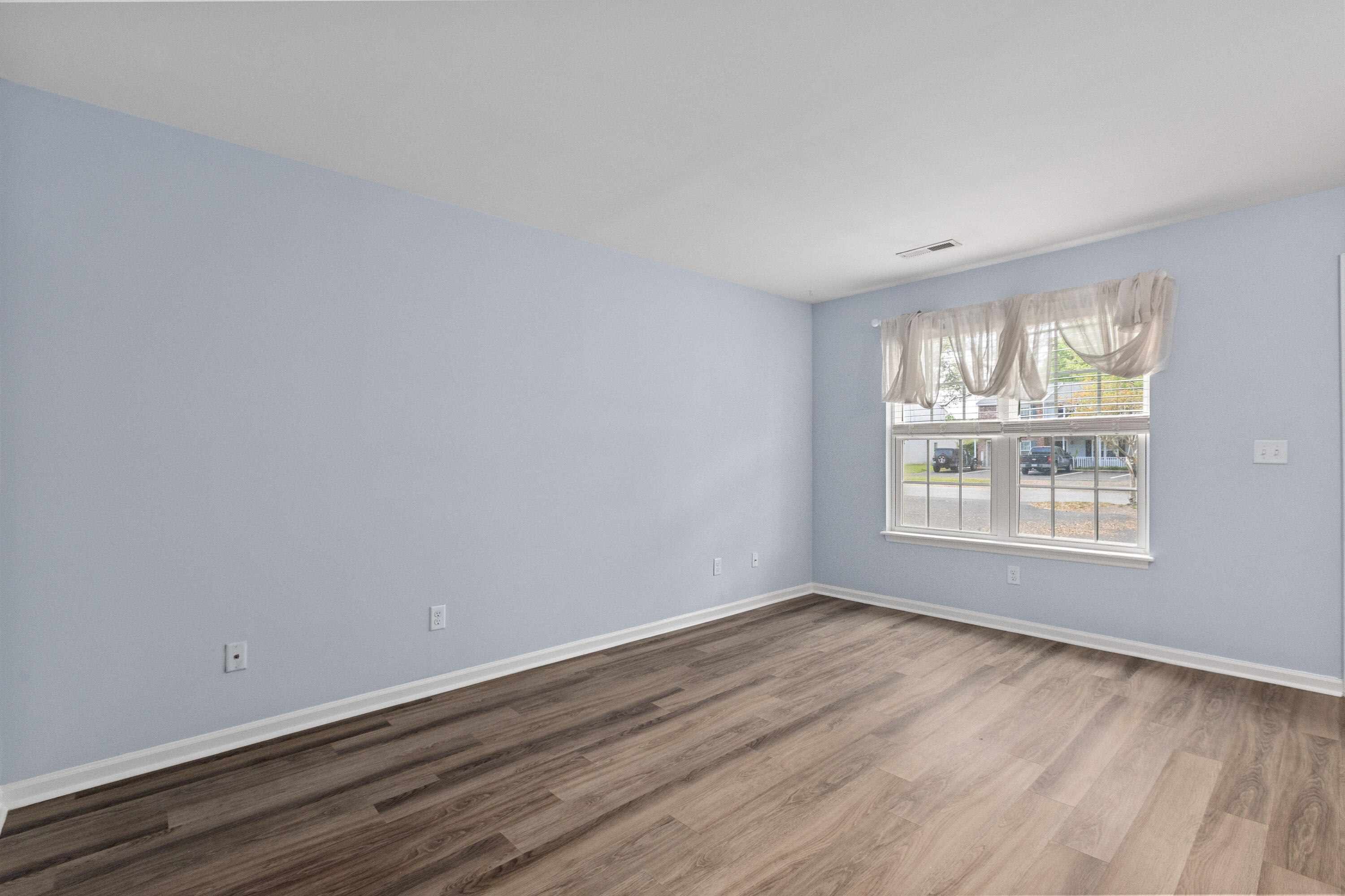 1521 Nantahala Boulevard