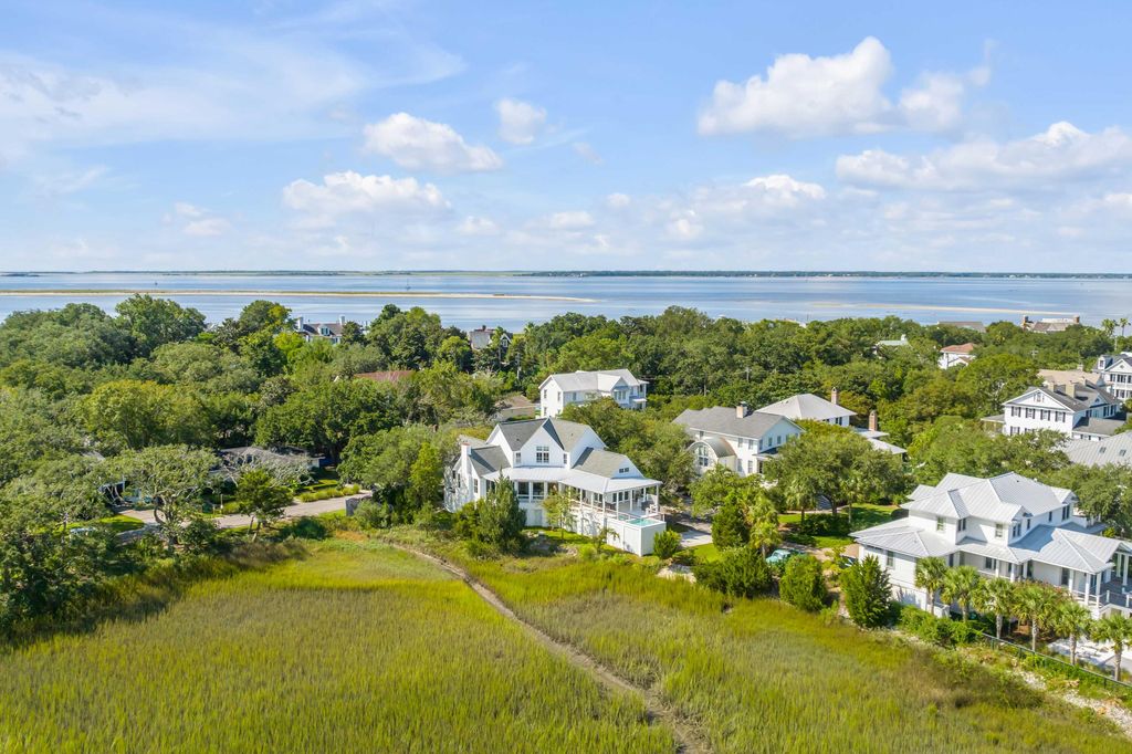 Photo of 228 Haddrell Street, Mount Pleasant, SC 29464 (MLS # 26003925)