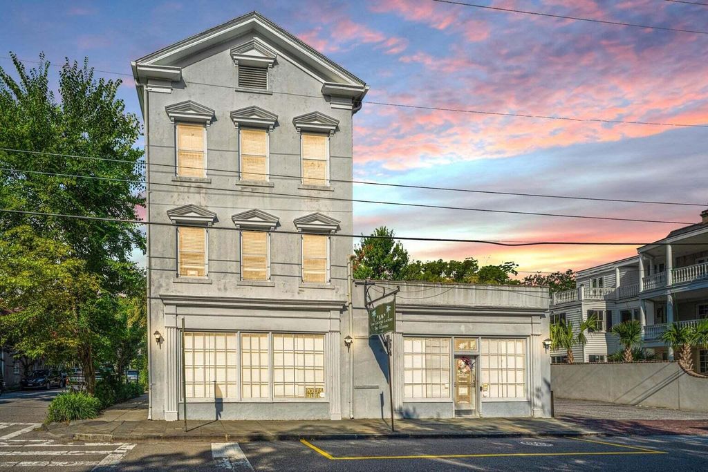 Photo of 90 Bull Street Street, Charleston, SC 29401 (MLS # 25026456)
