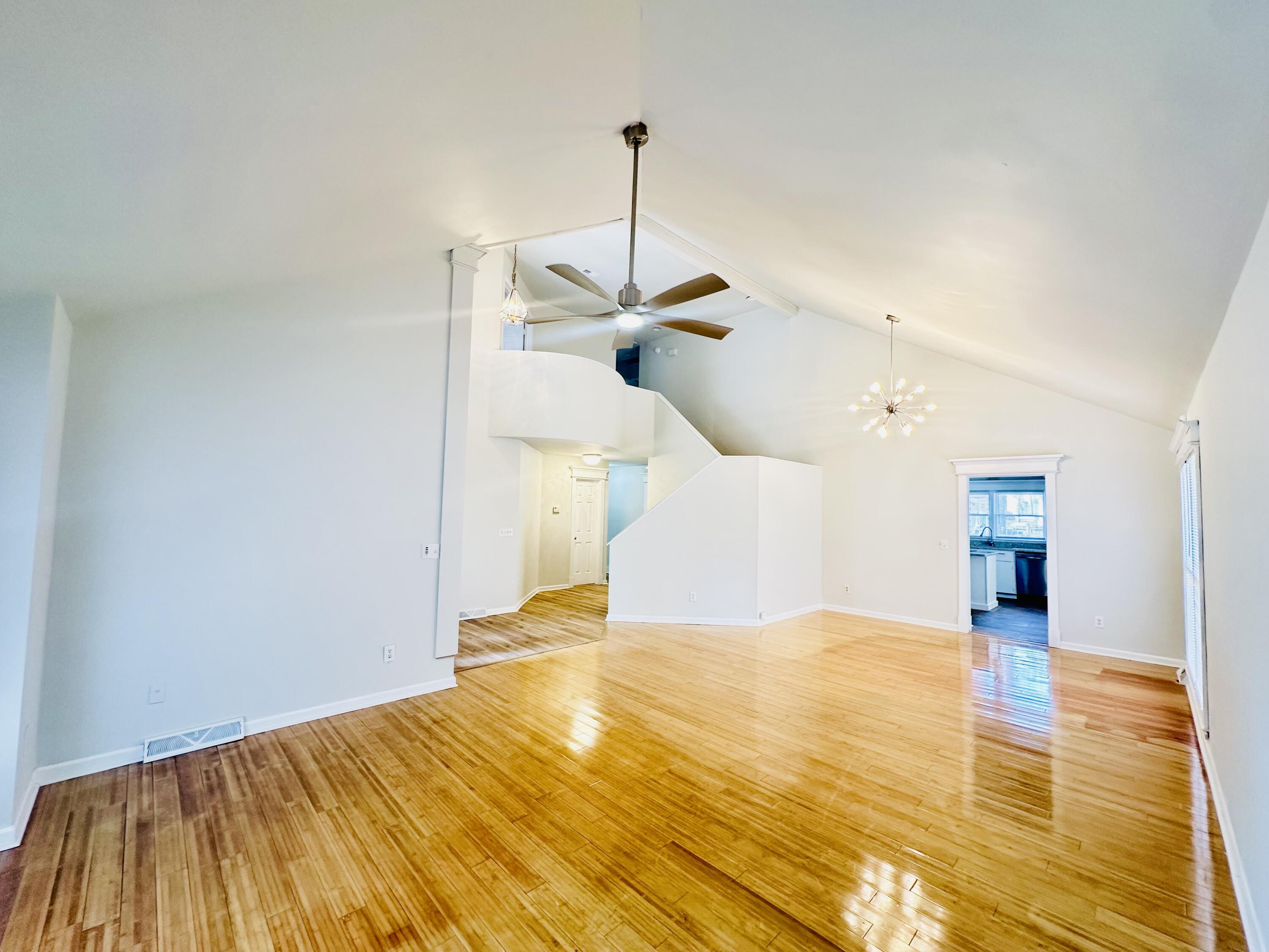 112 Mansfield Boulevard