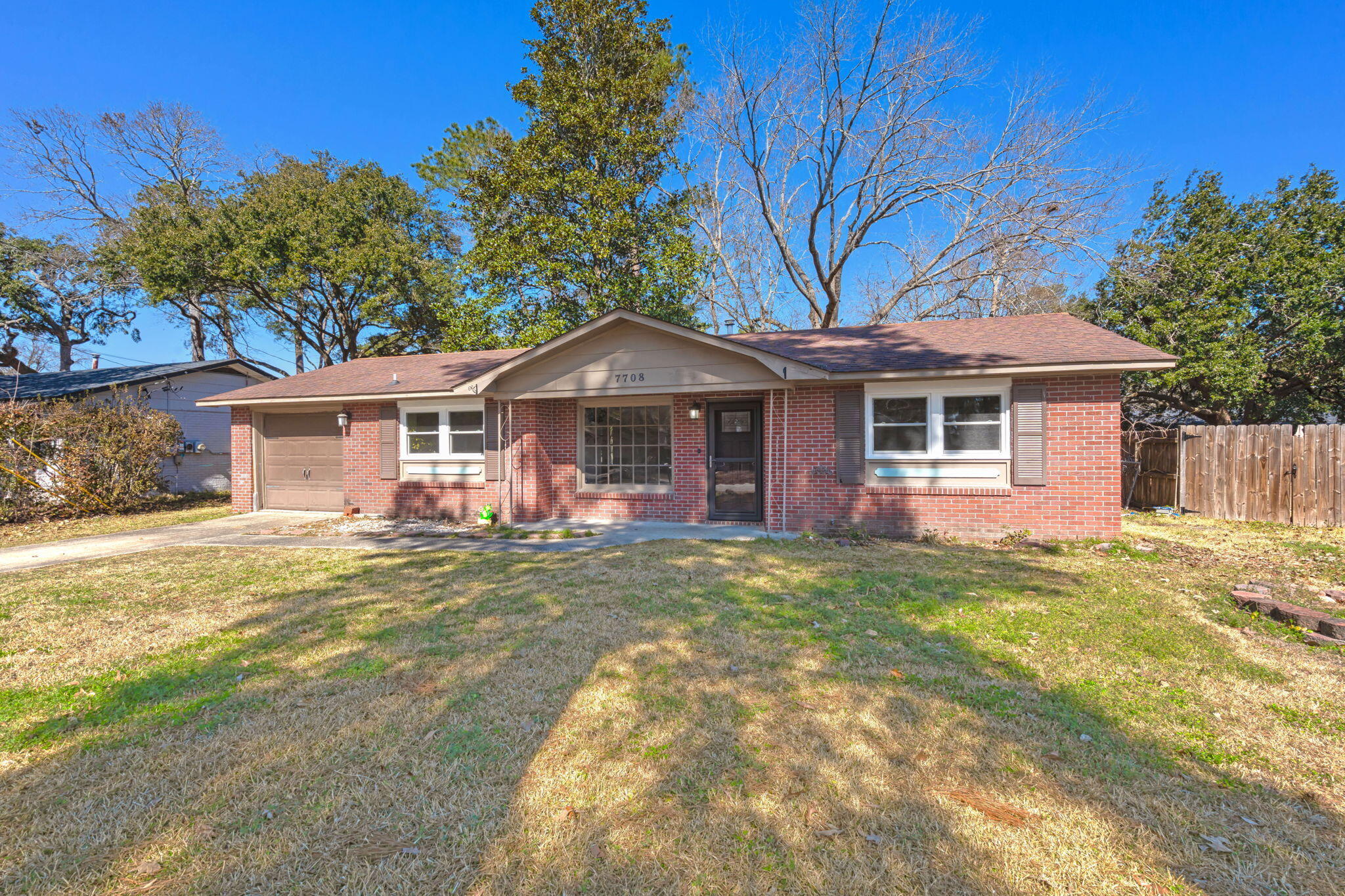 7708 Knollwood Drive