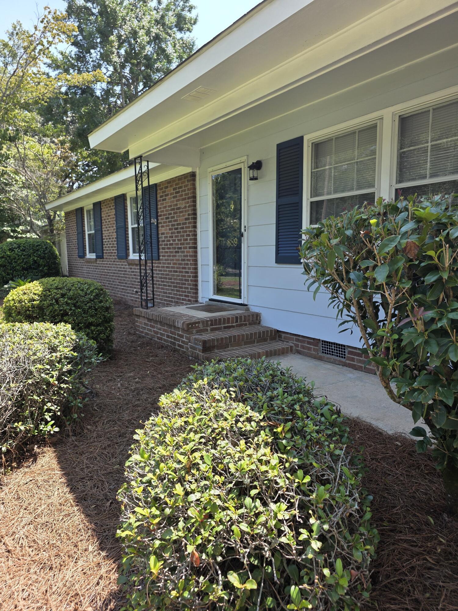 889 Quail Drive