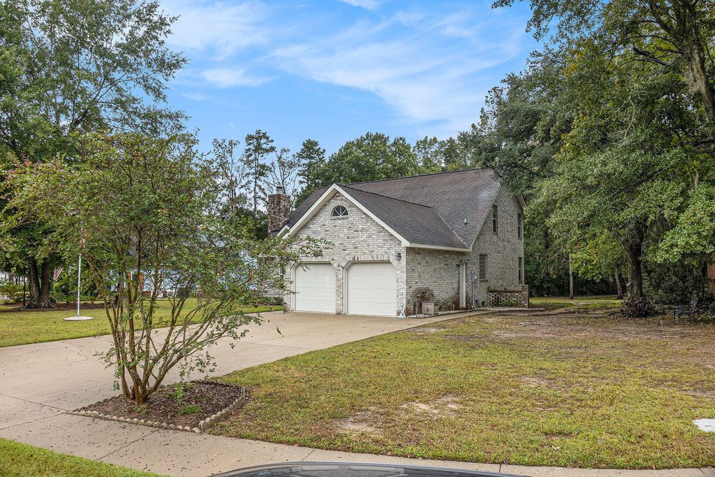 Photo of 1530 Sterling Oaks Drive, Moncks Corner, SC 29461 (MLS # 25027919)
