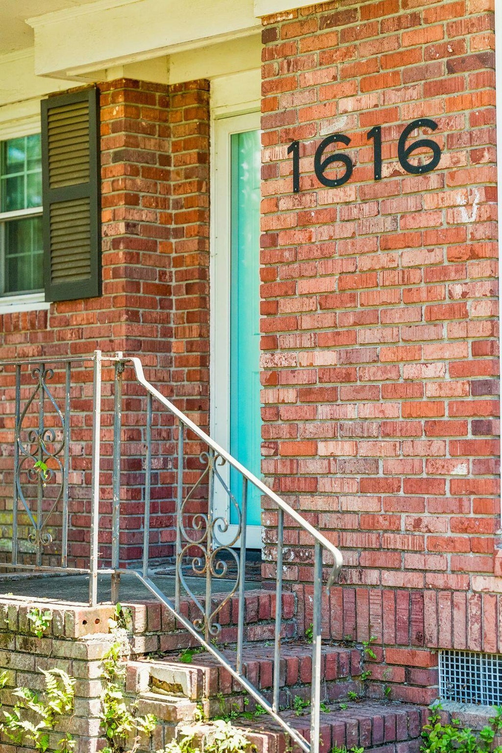 Photo of 1616 Holton Place, Charleston, SC 29407 (MLS # 26023062)