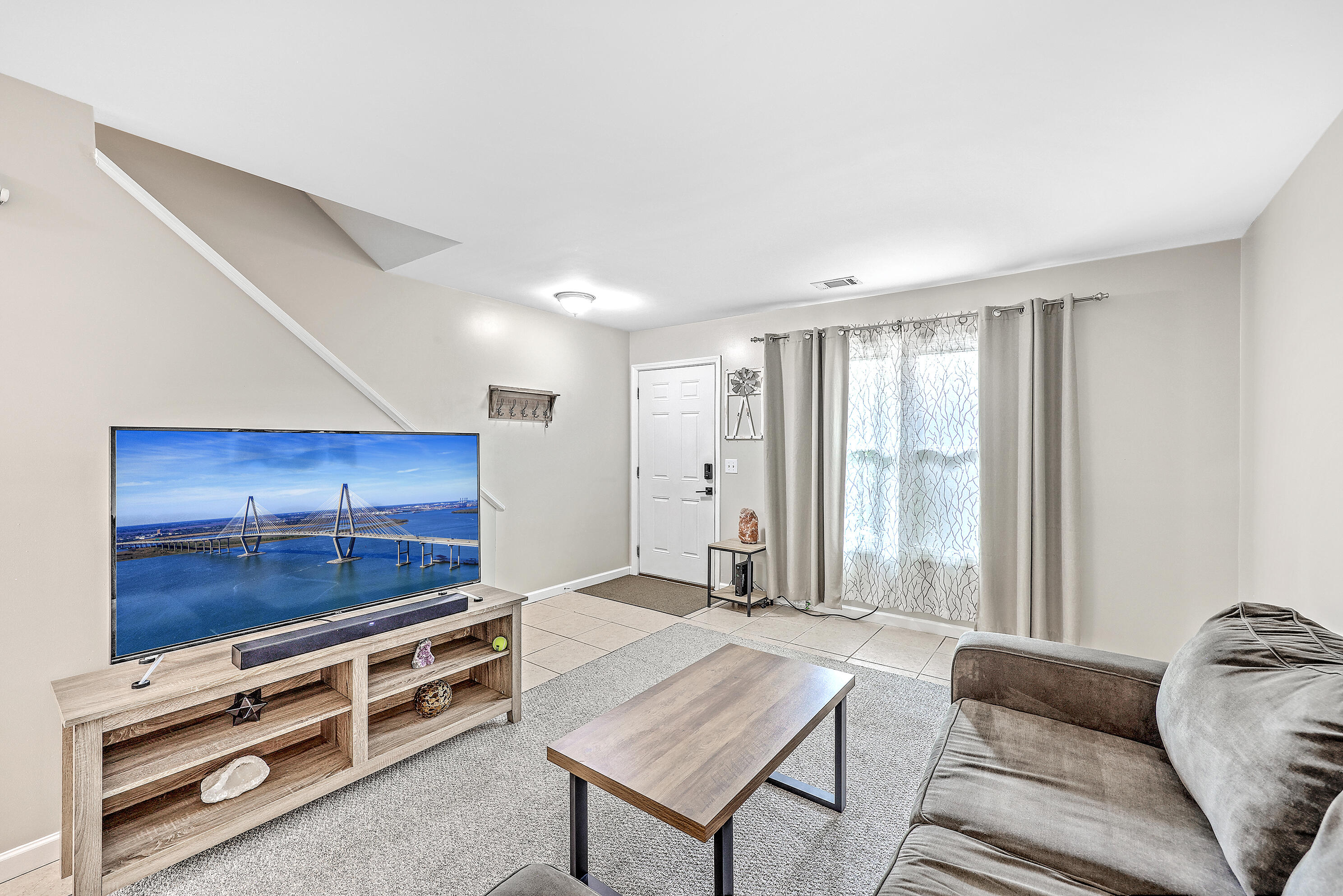 292 Fleming Road B