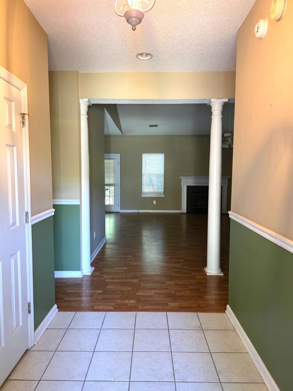 Photo of 108 N Pembroke Drive, Goose Creek, SC 29445 (MLS # 26020379)