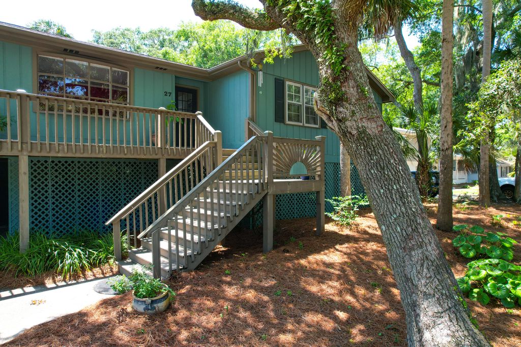 Photo of 27 41st Avenue, Isle of Palms, SC 29451 (MLS # 26016023)