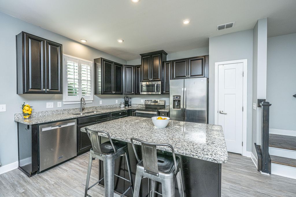 Photo of 109 Queen Palm Court, Summerville, SC 29485 (MLS # 25029365)