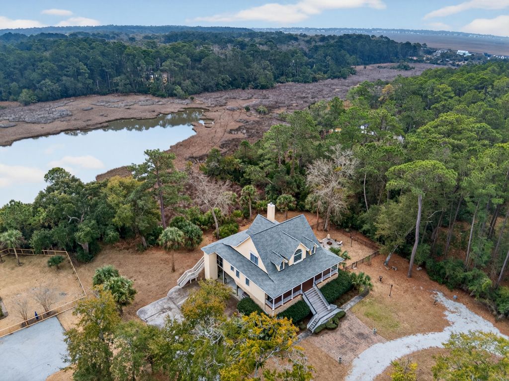 Photo of 8970 Palmetto Road, Edisto Island, SC 29438 (MLS # 26005896)