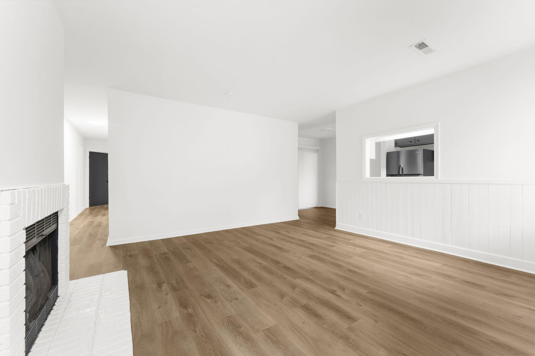 182 Dorchester Manor Boulevard A&B