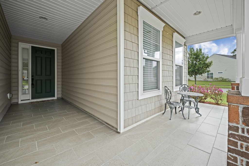 Photo of 421 Four Seasons Boulevard, Summerville, SC 29486 (MLS # 25027592)
