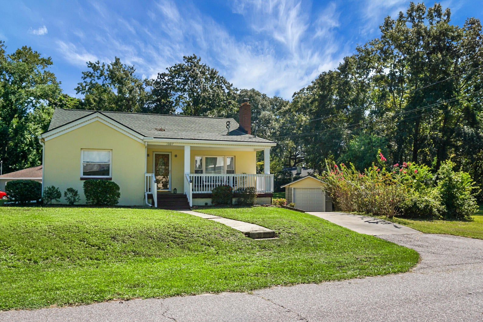1007 Holcombe Road