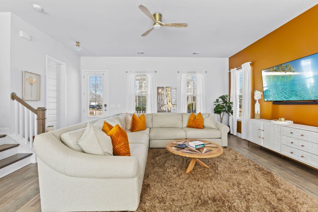 Photo of 101 W Respite Lane, Summerville, SC 29483 (MLS # 26004787)