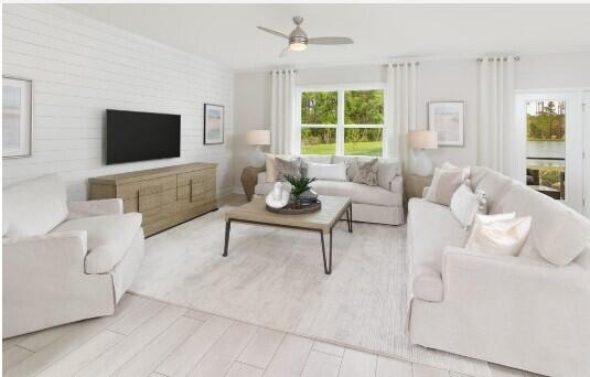 724 Meadowbrook Lane