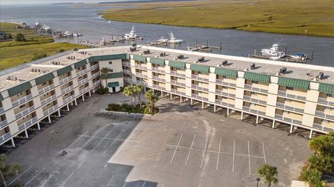 A home in Edisto Island