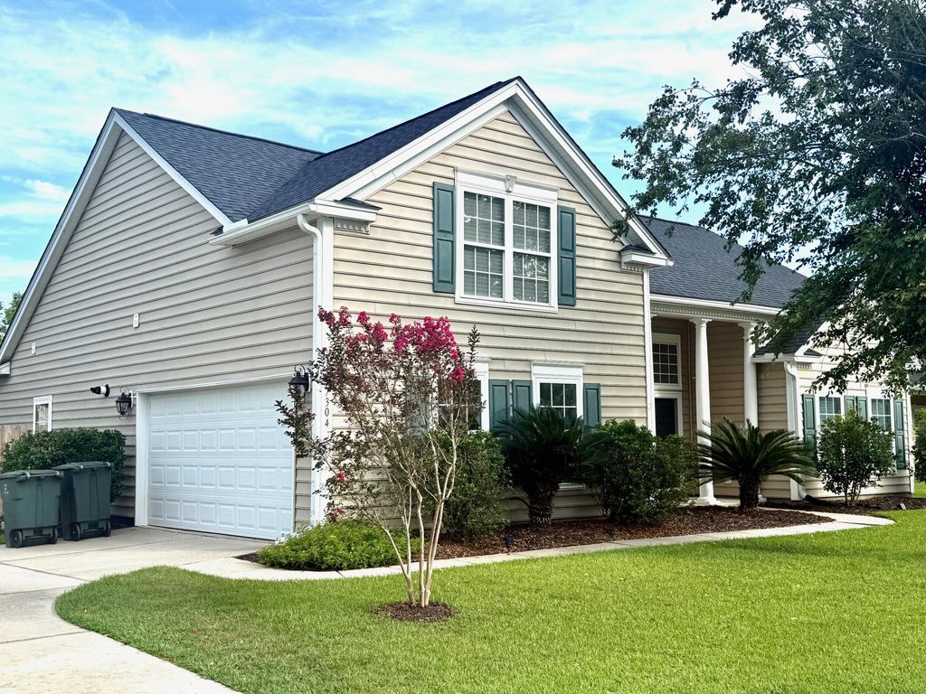 Photo of 7304 Kestrel Trail, Hanahan, SC 29410 (MLS # 25018567)