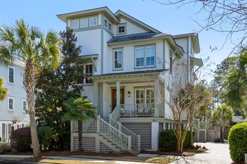 Photo of 352 Bridgetown Pass, Mount Pleasant, SC 29464 (MLS # 26007326)