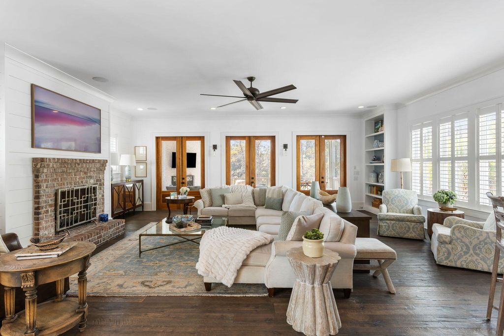 Photo of 352 Bridgetown Pass, Mount Pleasant, SC 29464 (MLS # 26007326)