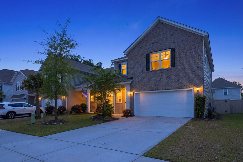 Photo of 3837 Sawmill Court, Mount Pleasant, SC 29429 (MLS # 26010168)