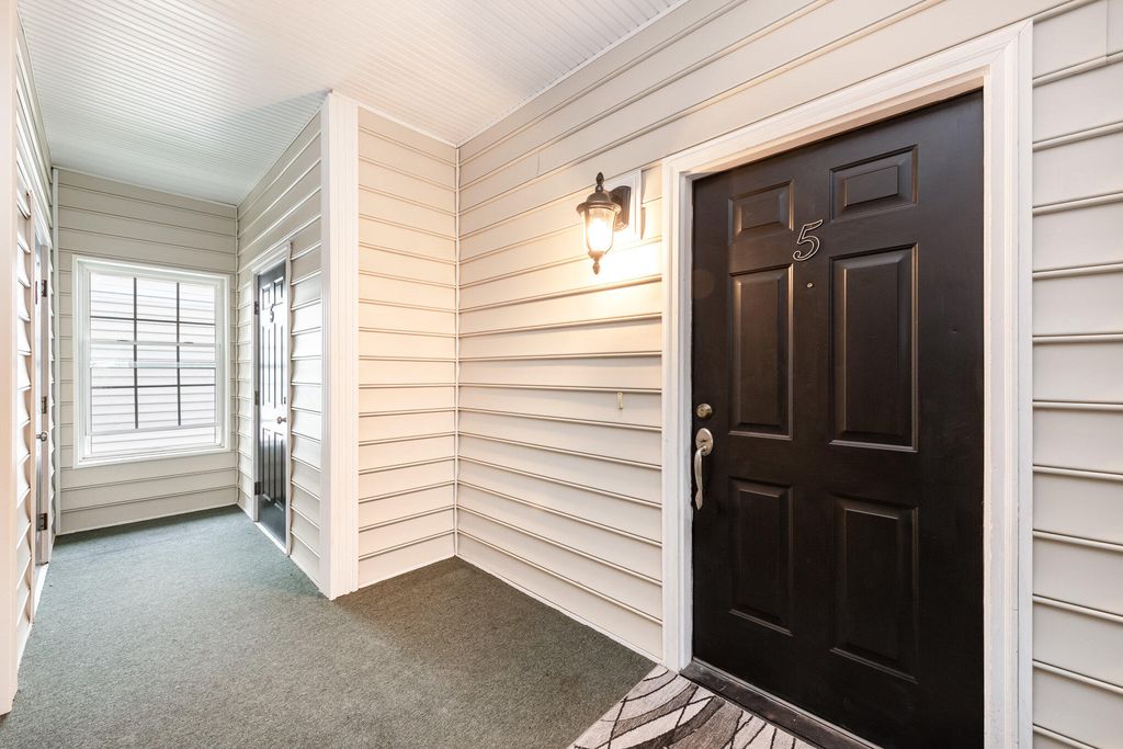 Photo of 4003 Radcliffe Drive #B-5, Charleston, SC 29414 (MLS # 25026732)
