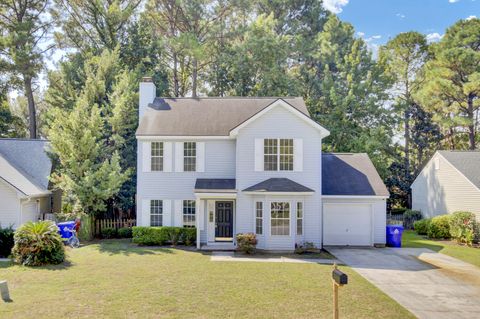 Photo of 1320 Lexington Drive, Mount Pleasant, SC 29466 (MLS # 25026517)