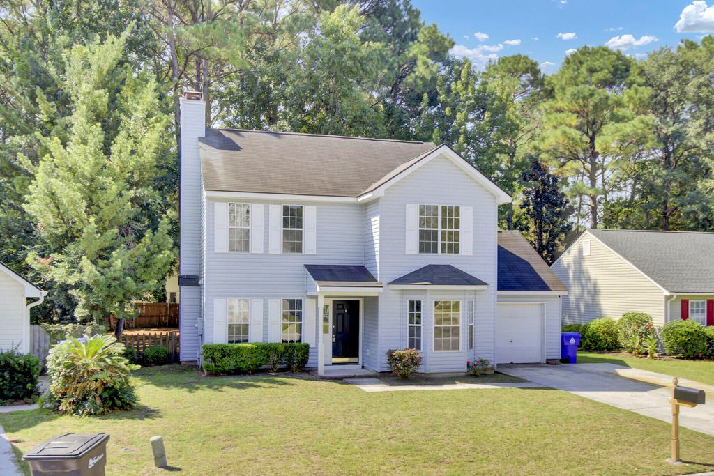 Photo of 1320 Lexington Drive, Mount Pleasant, SC 29466 (MLS # 25026517)
