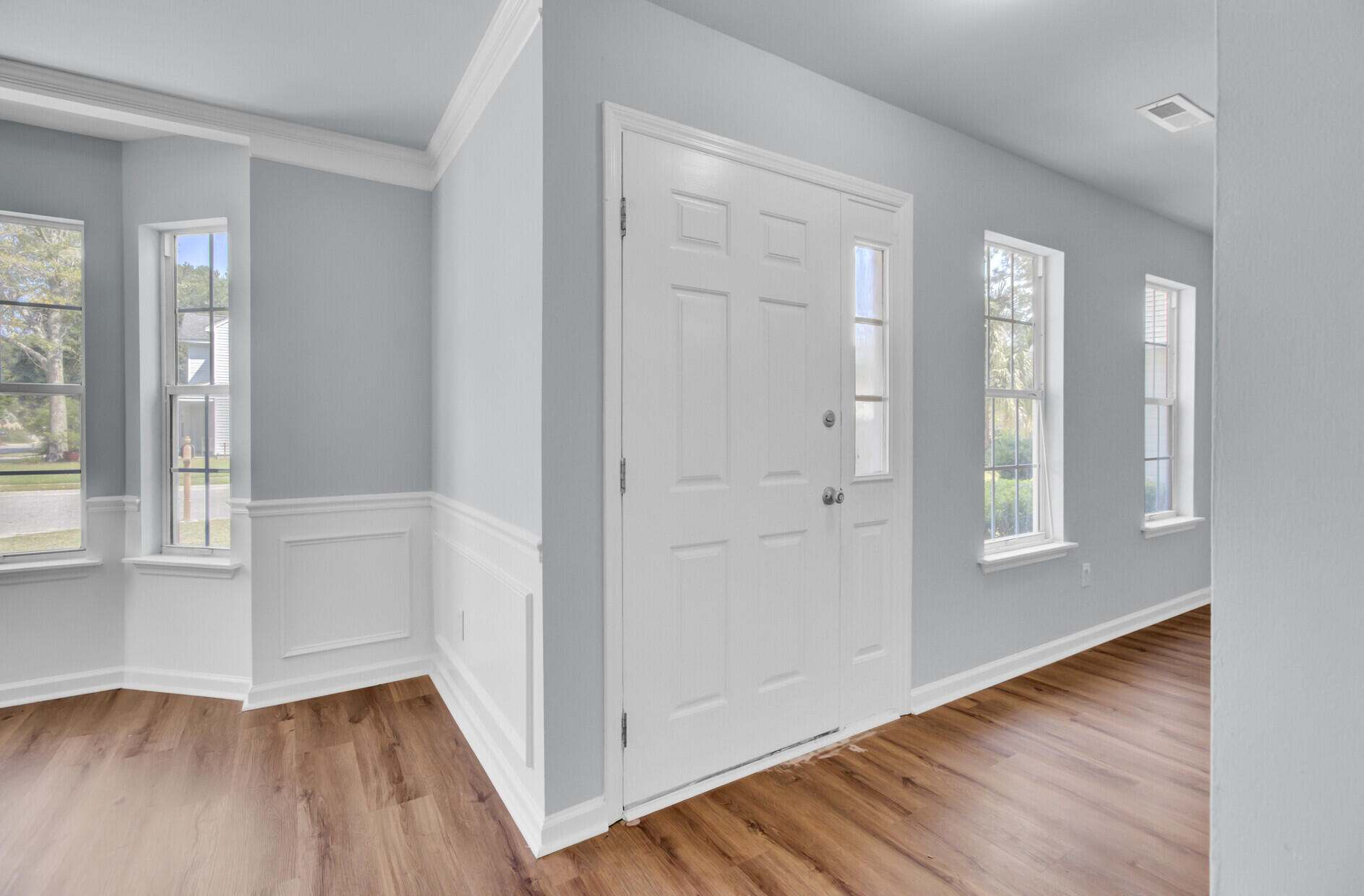 1320 Lexington Drive