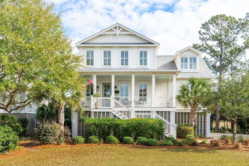 Photo of 282 River Oak Drive, Mount Pleasant, SC 29464 (MLS # 25031576)