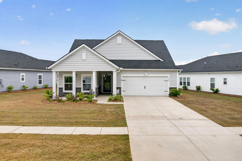 Photo of 1387 Locals Street, Summerville, SC 29485 (MLS # 26012407)