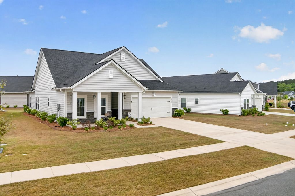 Photo of 1387 Locals Street, Summerville, SC 29485 (MLS # 26012407)