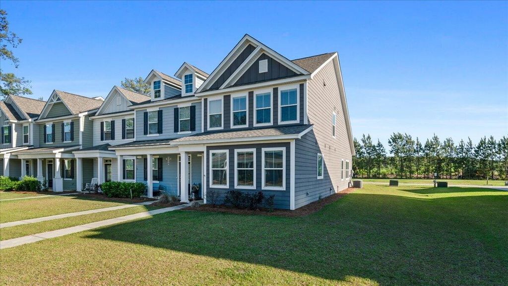 Photo of 612 Ravensridge Lane, Moncks Corner, SC 29461 (MLS # 26002988)