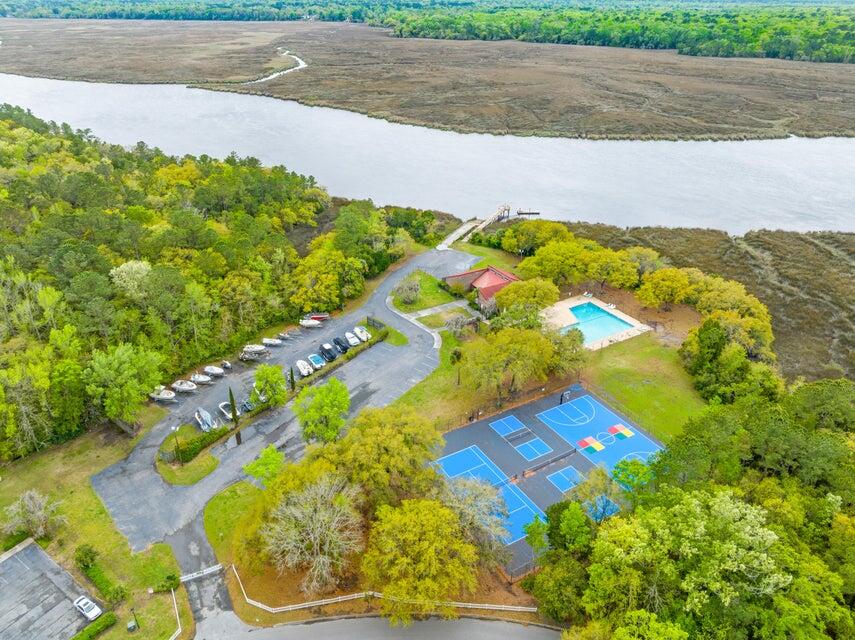 4401 Great Oak Drive