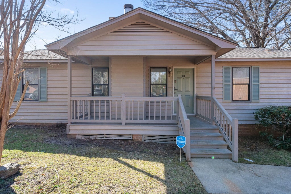 Photo of 37 Canterbury Court, Columbia, SC 29210 (MLS # 26020979)