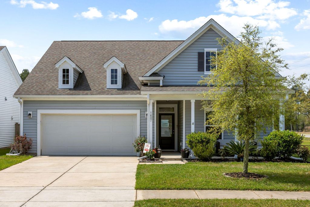 Photo of 1607 Shady Pine Road, Charleston, SC 29414 (MLS # 26008759)