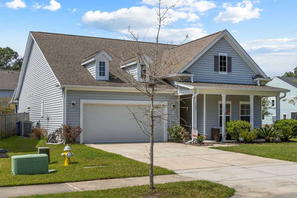 Photo of 1607 Shady Pine Road, Charleston, SC 29414 (MLS # 26008759)