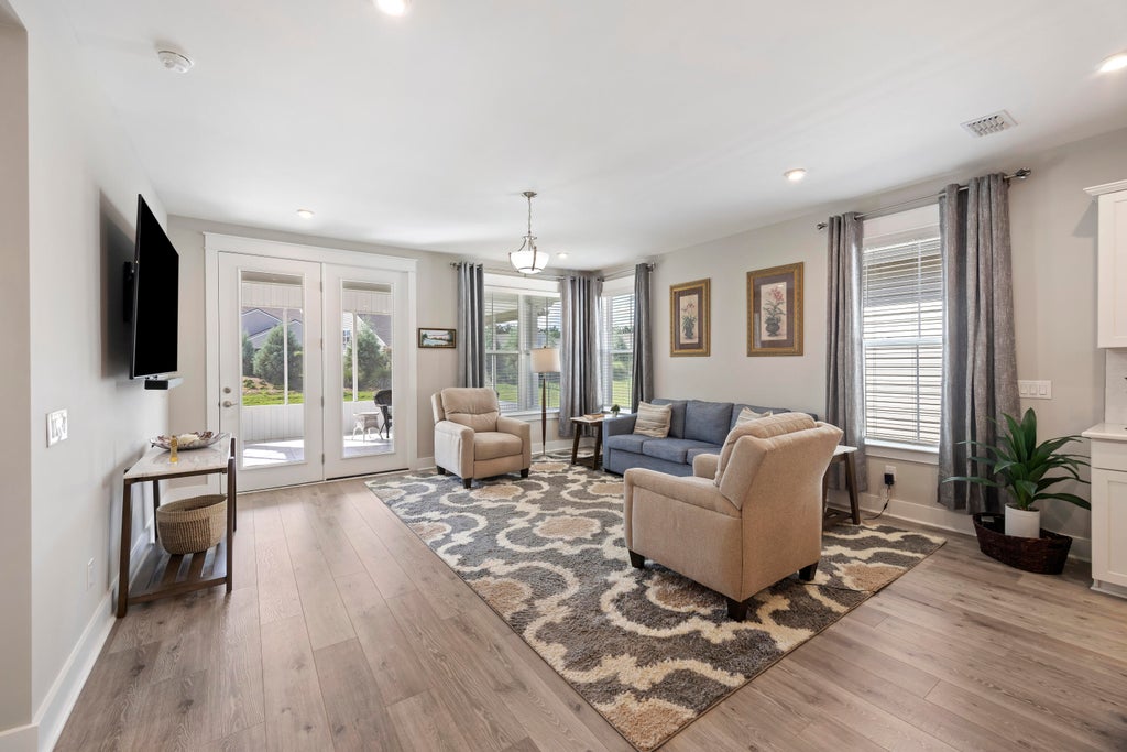 Photo of 119 Leeward Landing, Summerville, SC 29486 (MLS # 26025550)