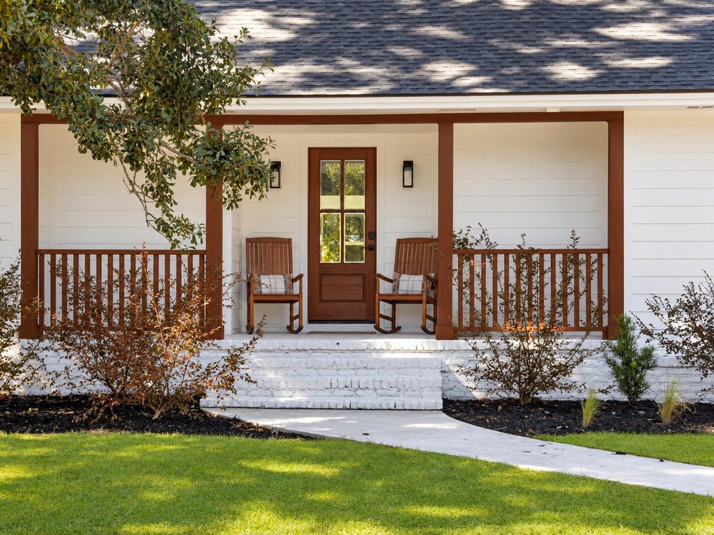 Photo of 857 Piccadilly Circle, Charleston, SC 29412 (MLS # 26026829)