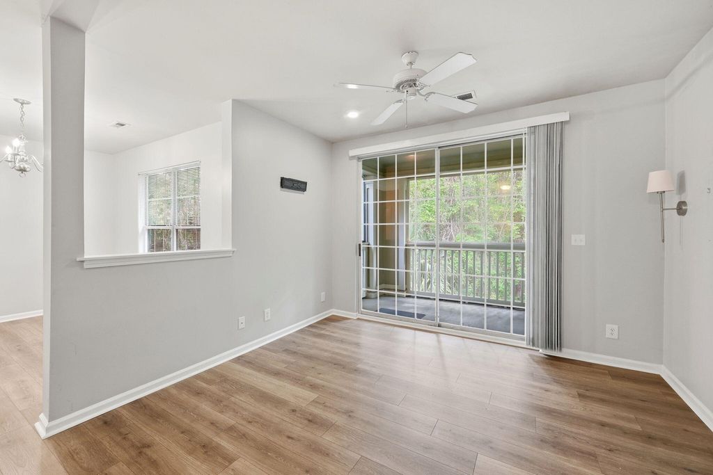 Photo of 1600 Long Grove Drive #1422, Mount Pleasant, SC 29464 (MLS # 26013549)