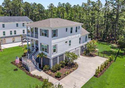 Photo of 2012 Brick Kiln Parkway, Mount Pleasant, SC 29466 (MLS # 26021871)