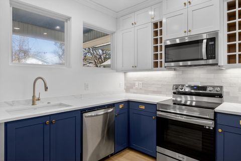 Photo of 46 Poplar Street, Charleston, SC 29403 (MLS # 26004769)