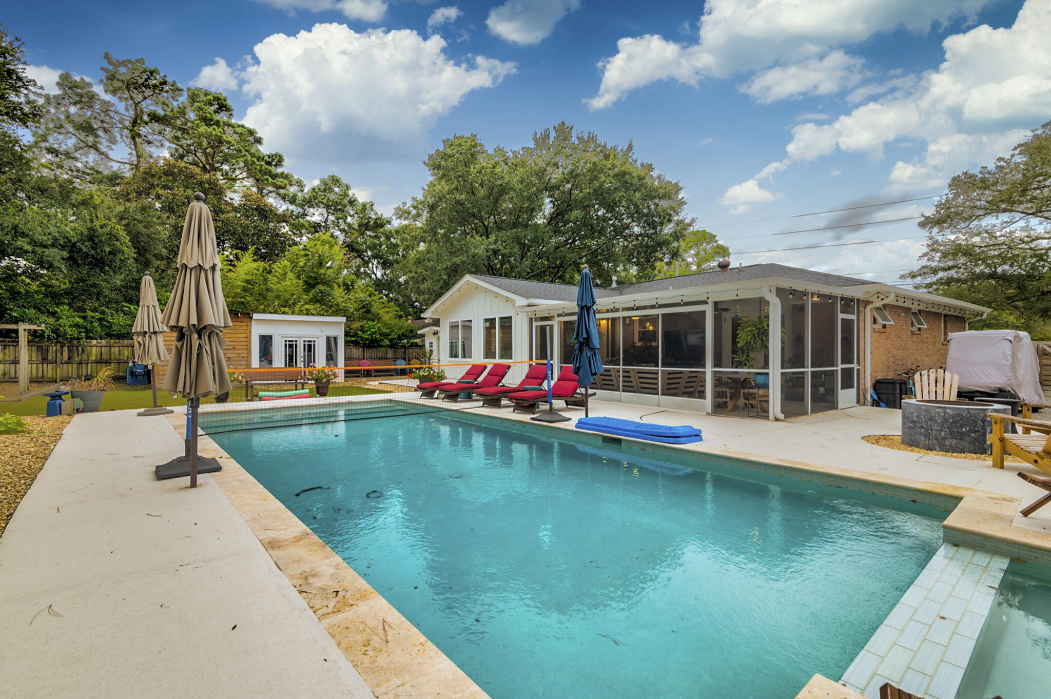 902 Mikell Drive