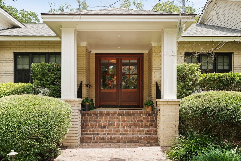 Photo of 897 Kushiwah Creek Court, Charleston, SC 29412 (MLS # 25023641)