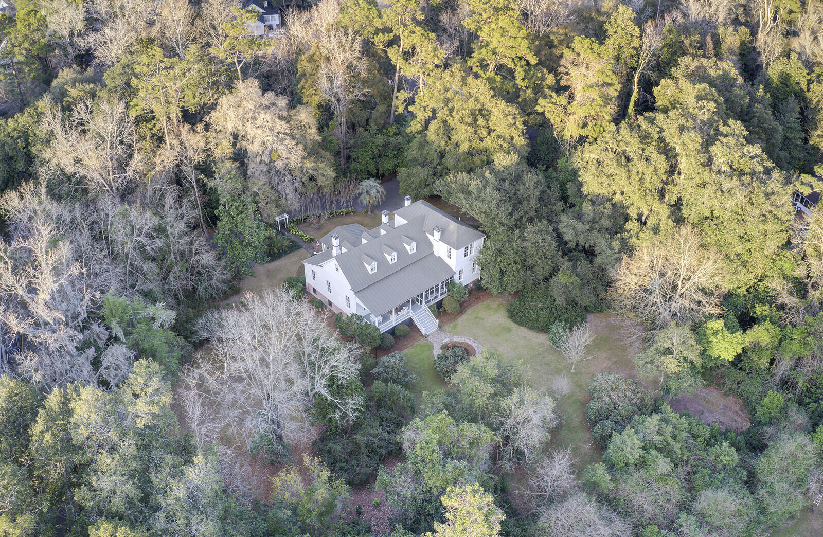 517 W Carolina Avenue