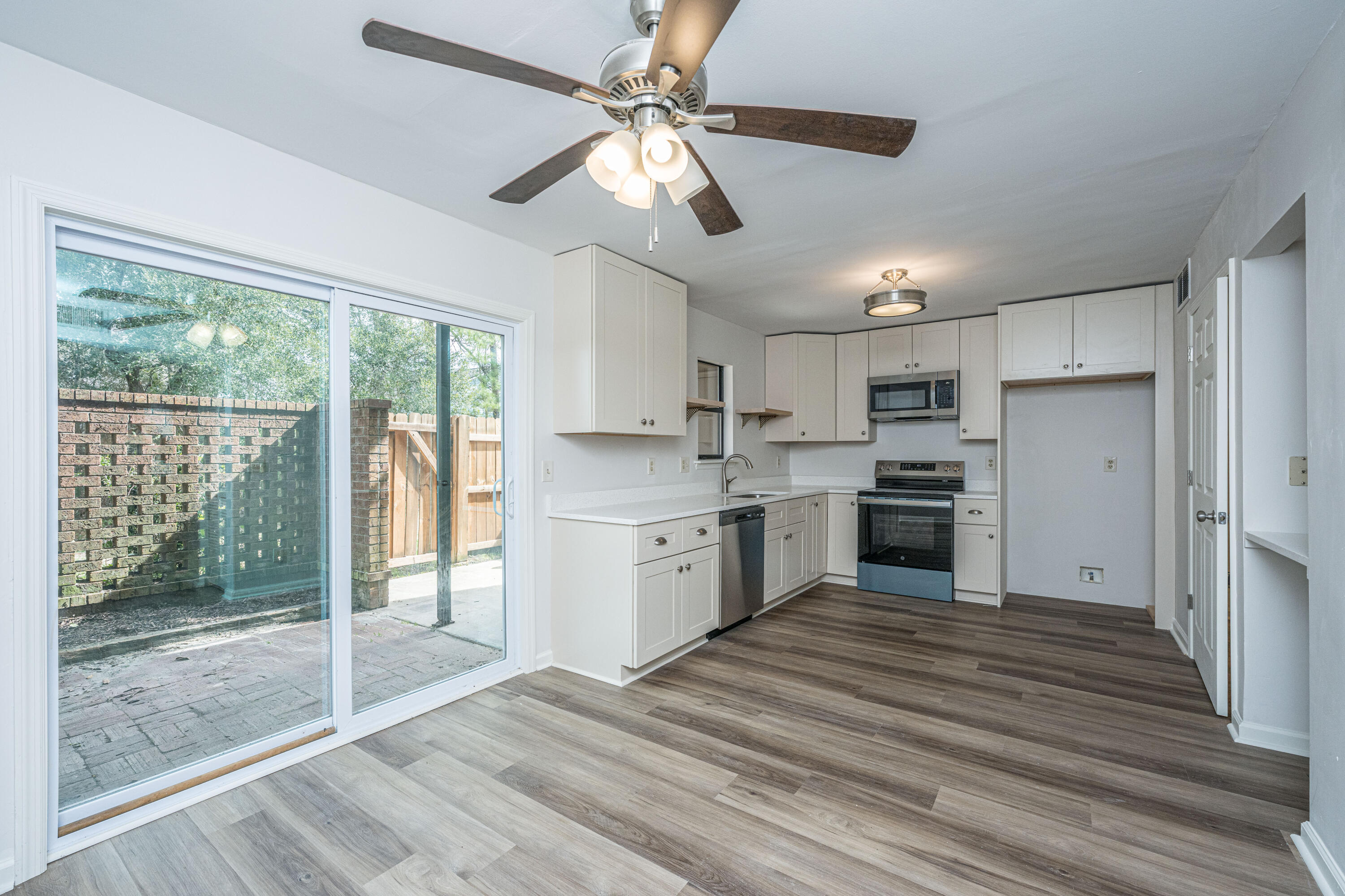 555 Travelers Boulevard