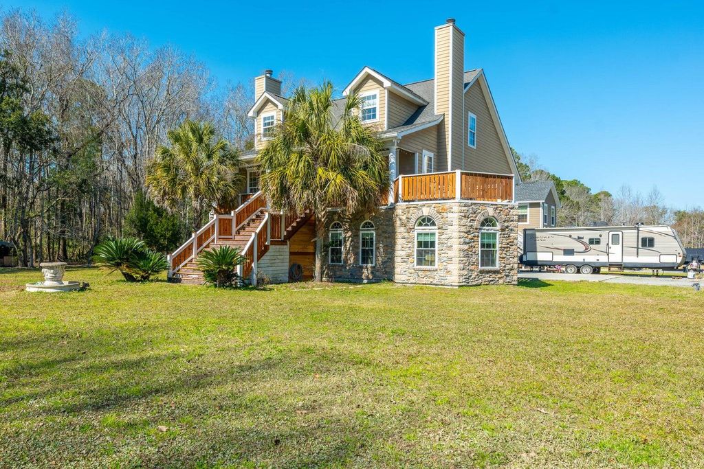 Photo of 6440 Saint Anthony Drive, Hollywood, SC 29449 (MLS # 25029966)