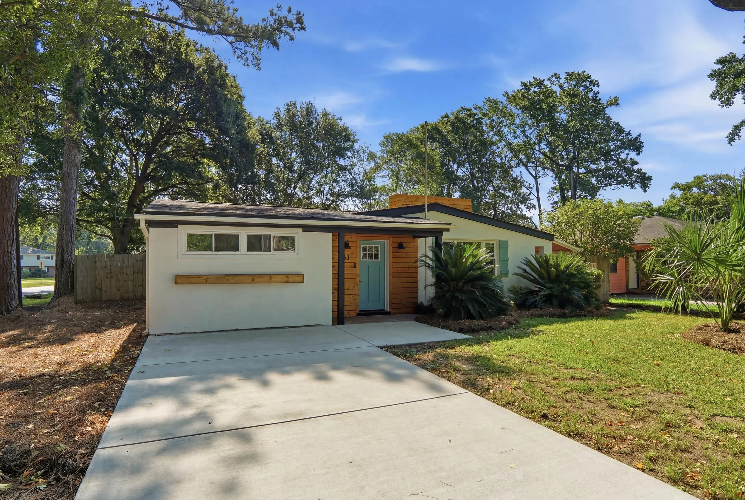32 Briarcliff Drive