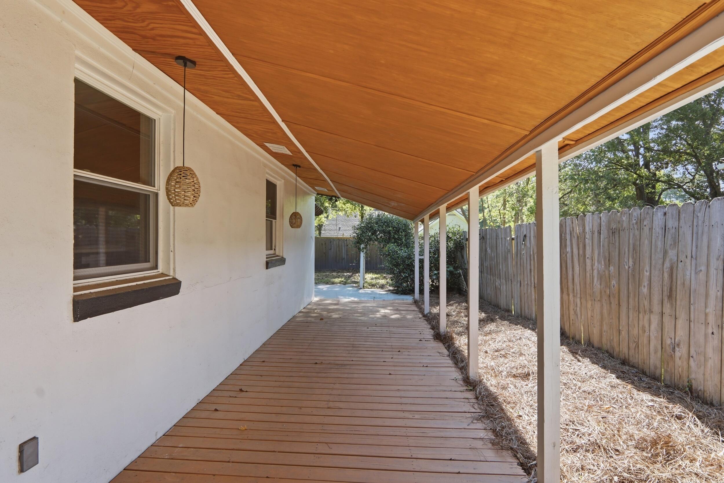 32 Briarcliff Drive