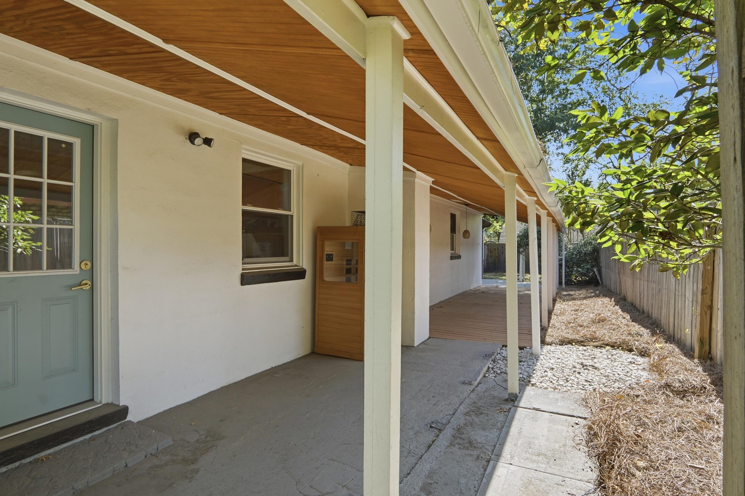 32 Briarcliff Drive