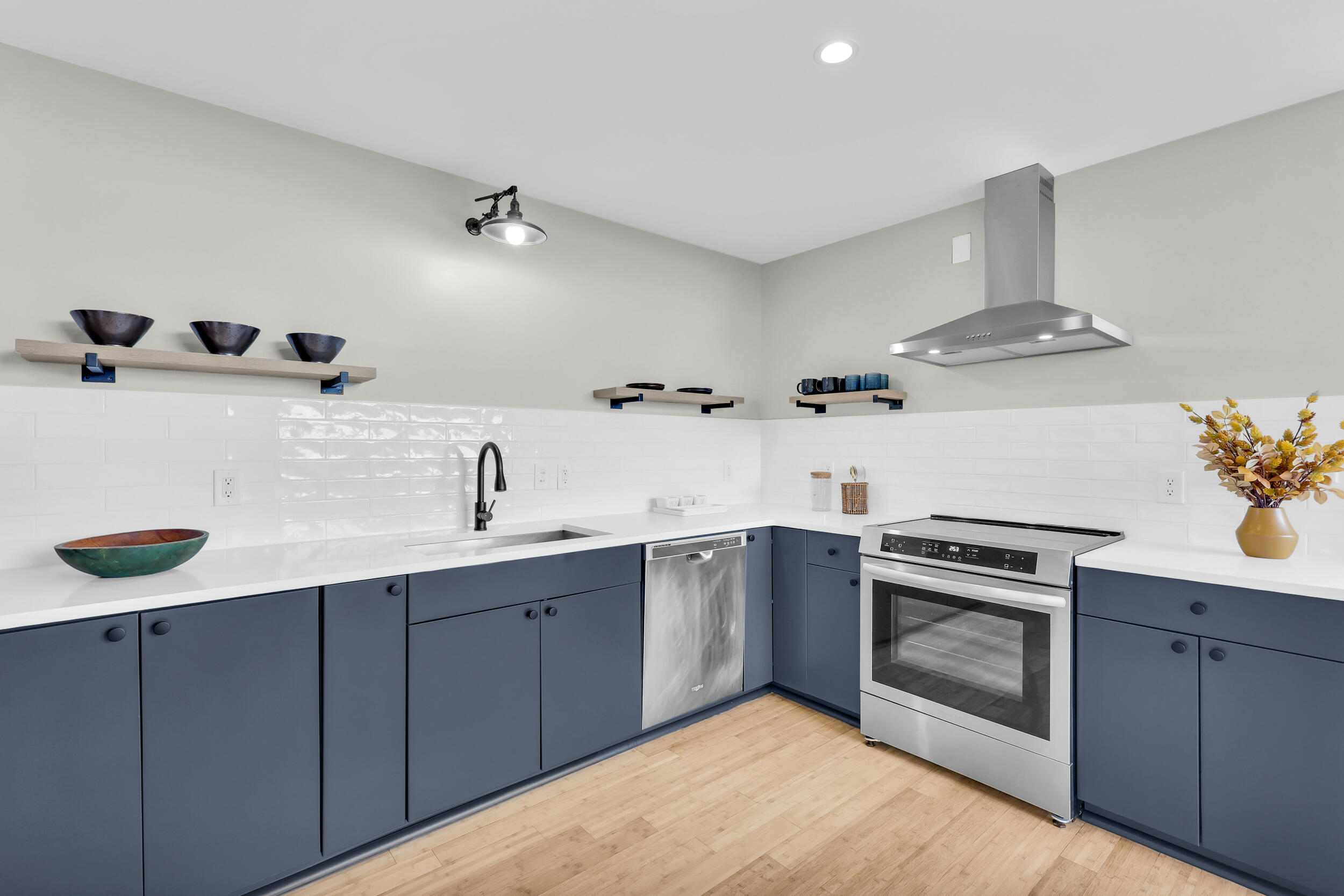 1 Cool Blow Street 341