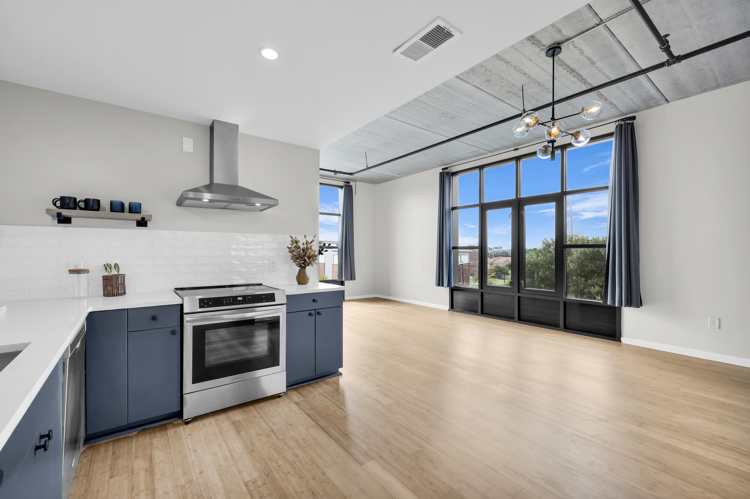 1 Cool Blow Street 341